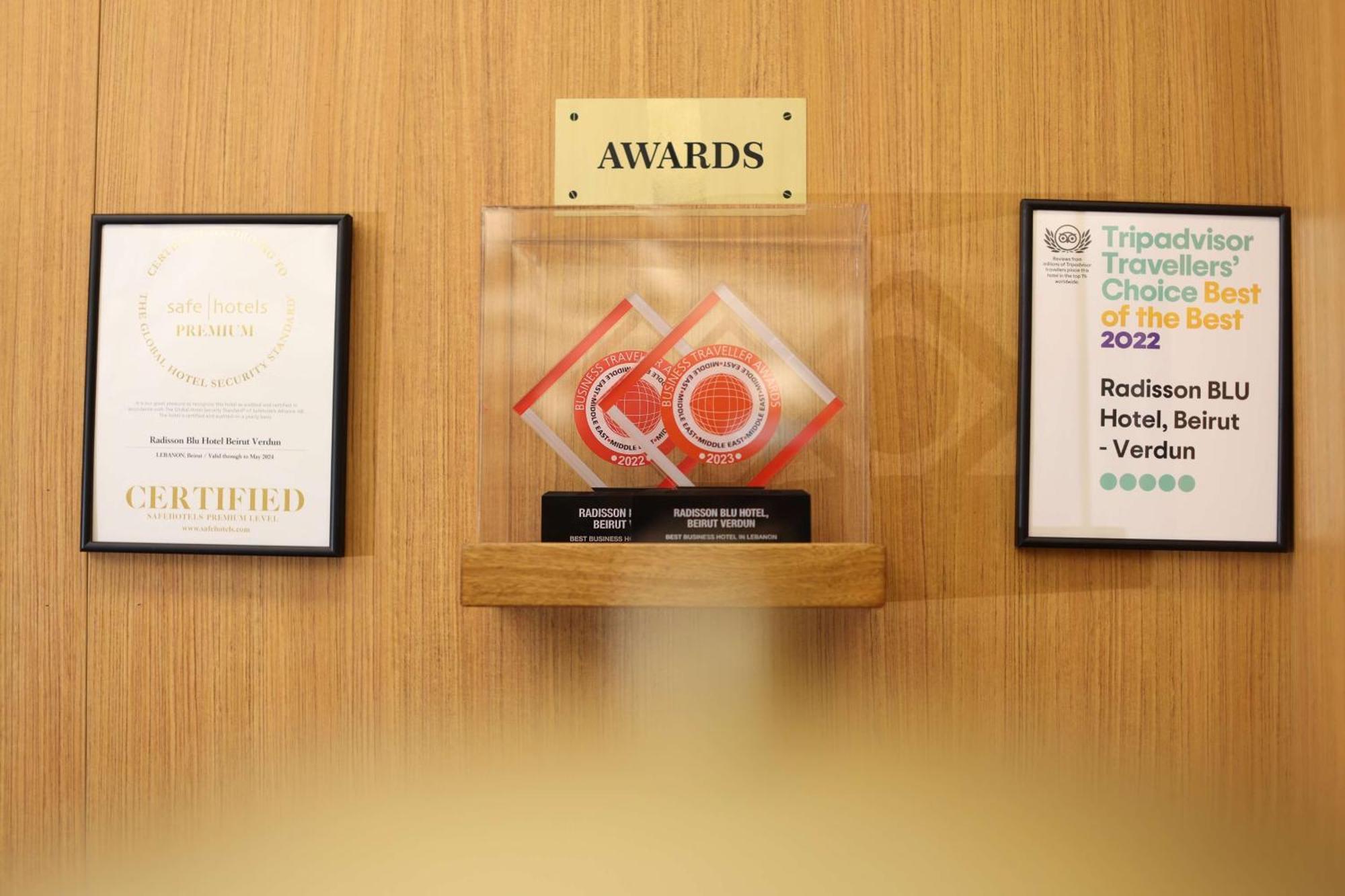 Radisson Blu Hotel, Beirut Verdun Extérieur photo 2022 Tripadvisor Travellers' Choice Award