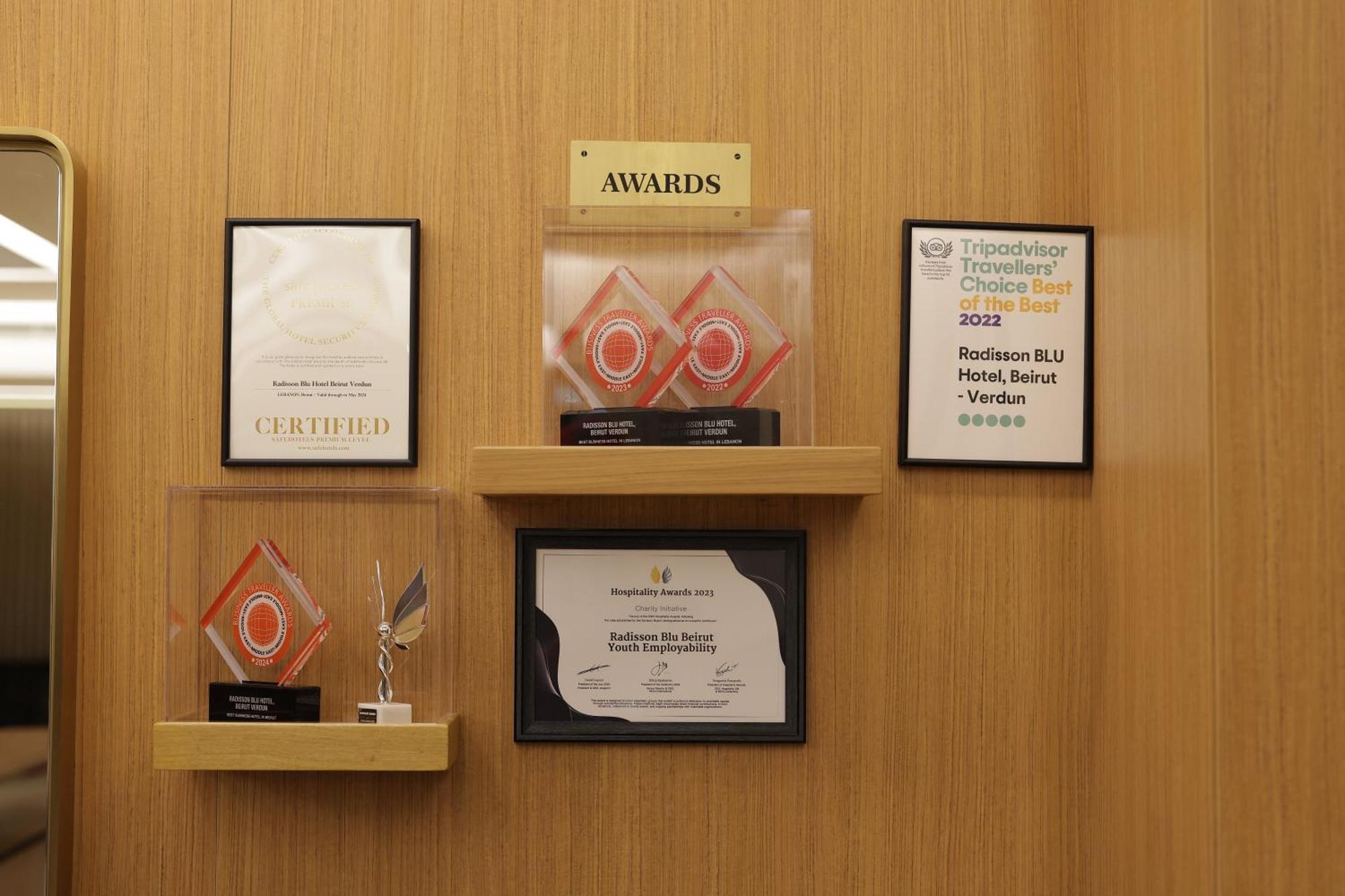 Radisson Blu Hotel, Beirut Verdun Extérieur photo Awards