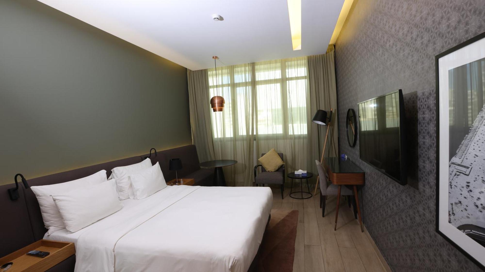 Radisson Blu Hotel, Beirut Verdun Extérieur photo Deluxe Room