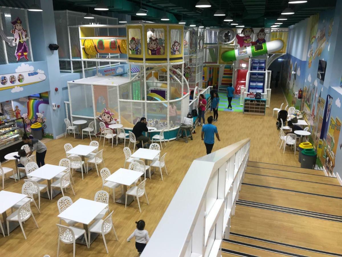 Radisson Blu Hotel, Beirut Verdun Extérieur photo Interior of Kidzooona in Lotte Mart, Vietnam